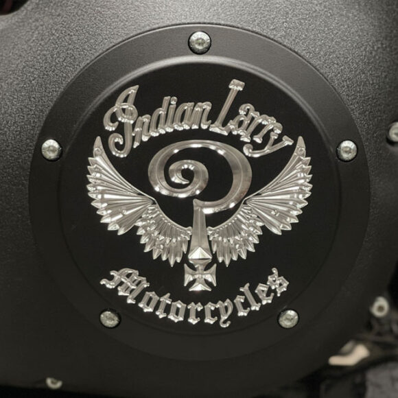 Derby cover Indian Larry "Logo" per H-D - immagine 6